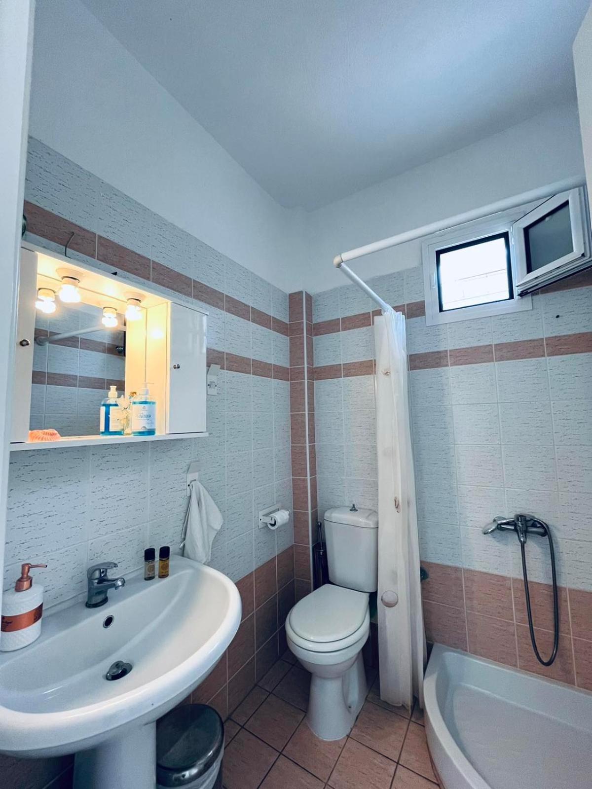 Ocean View Apartments Vrasna Ngoại thất bức ảnh